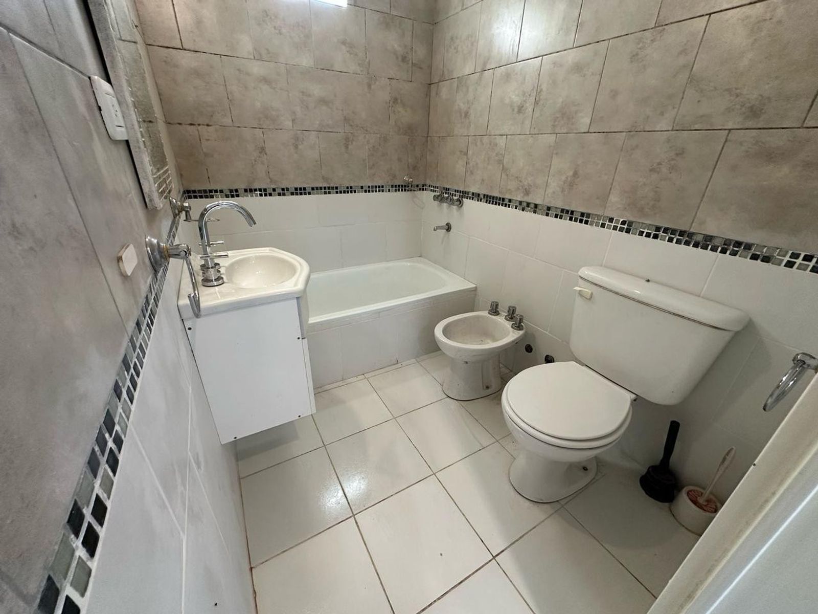 Córdoba  3700 · San Martín — foto 9