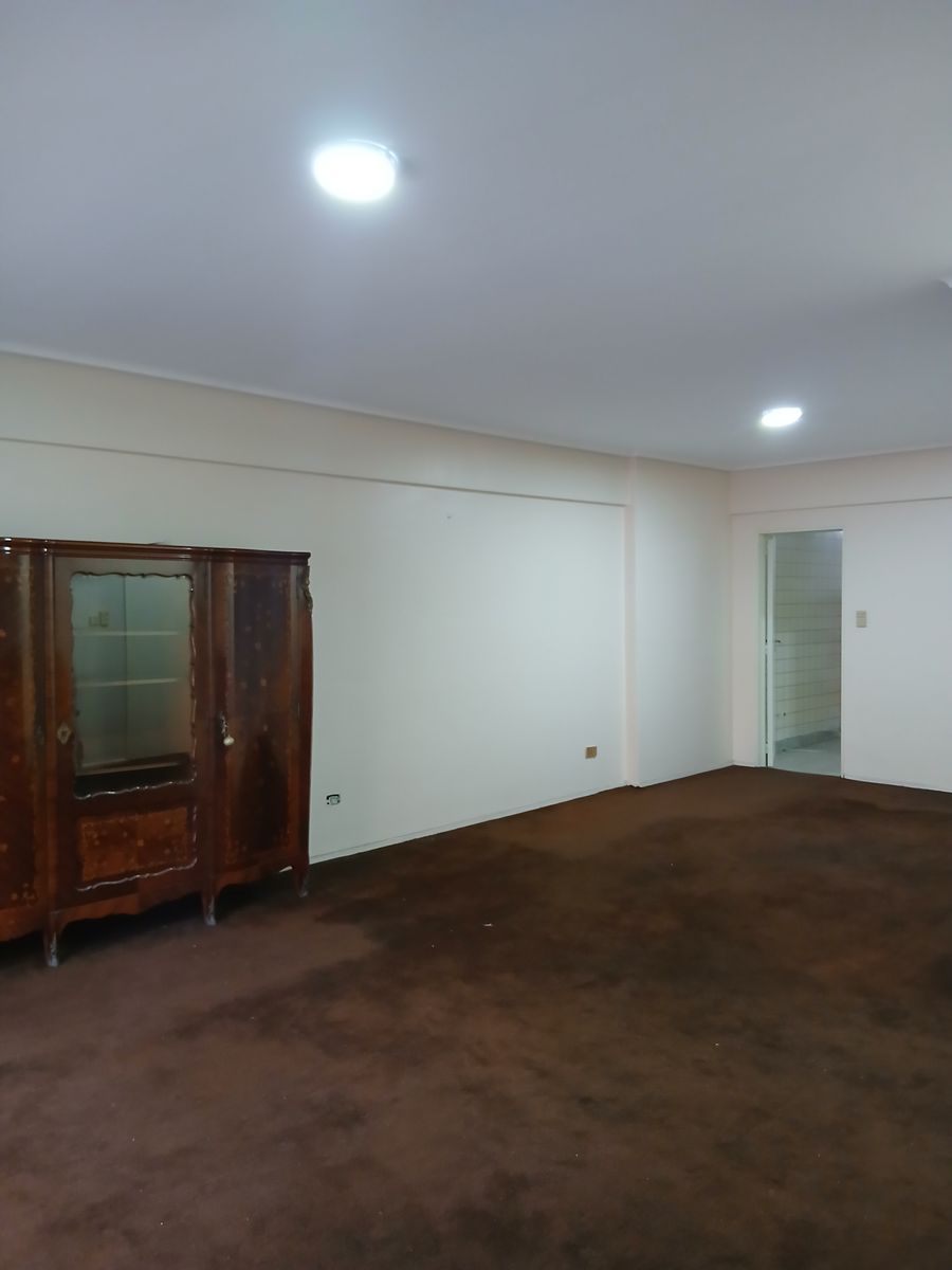 AV LAS HERAS 2700 · Barrio Norte — foto 6