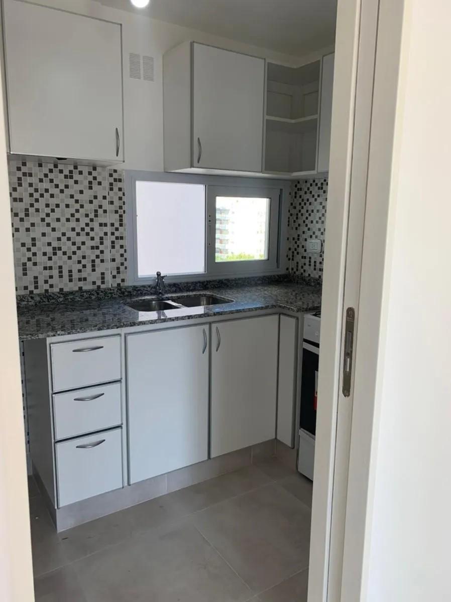 C. Pellegrini 800 · Morón — foto 11
