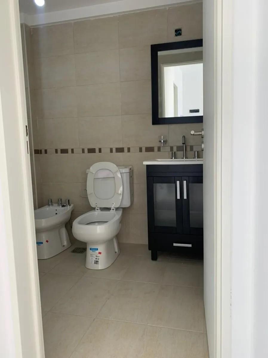C. Pellegrini 800 · Morón — foto 3