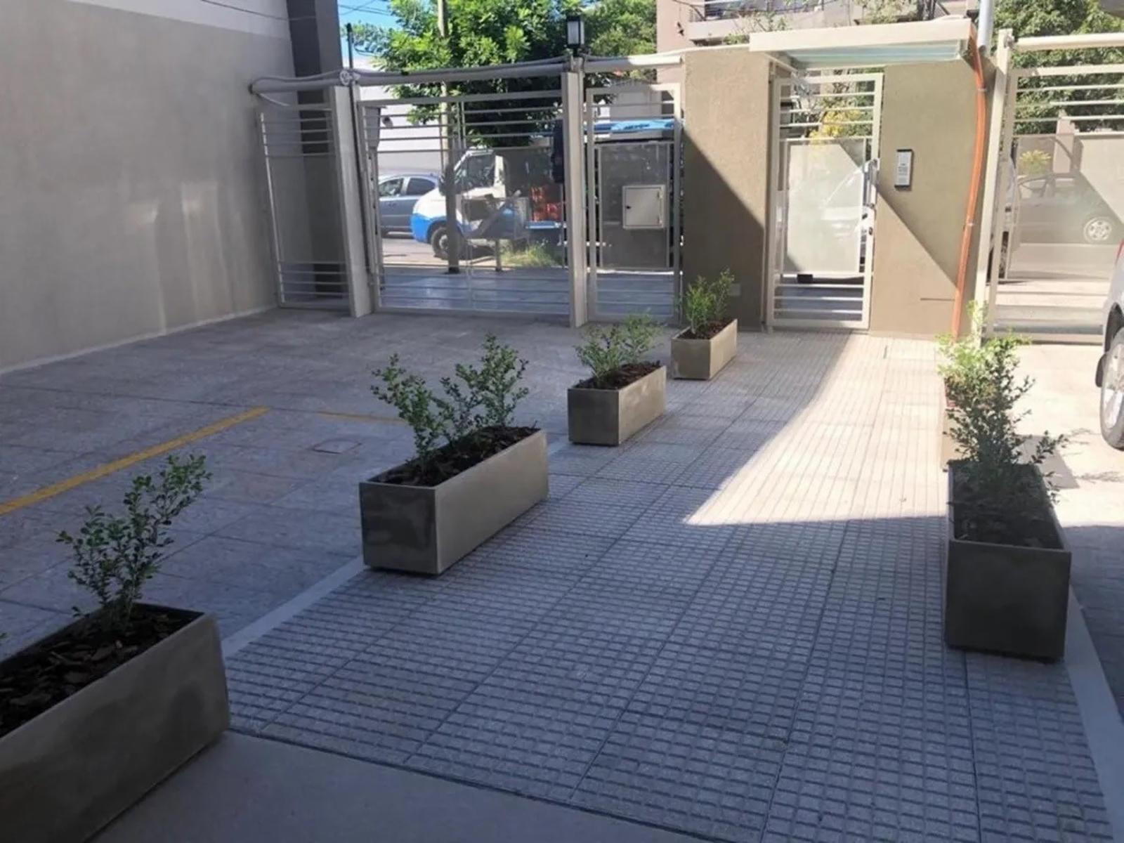 C. Pellegrini 800 · Morón — foto 9