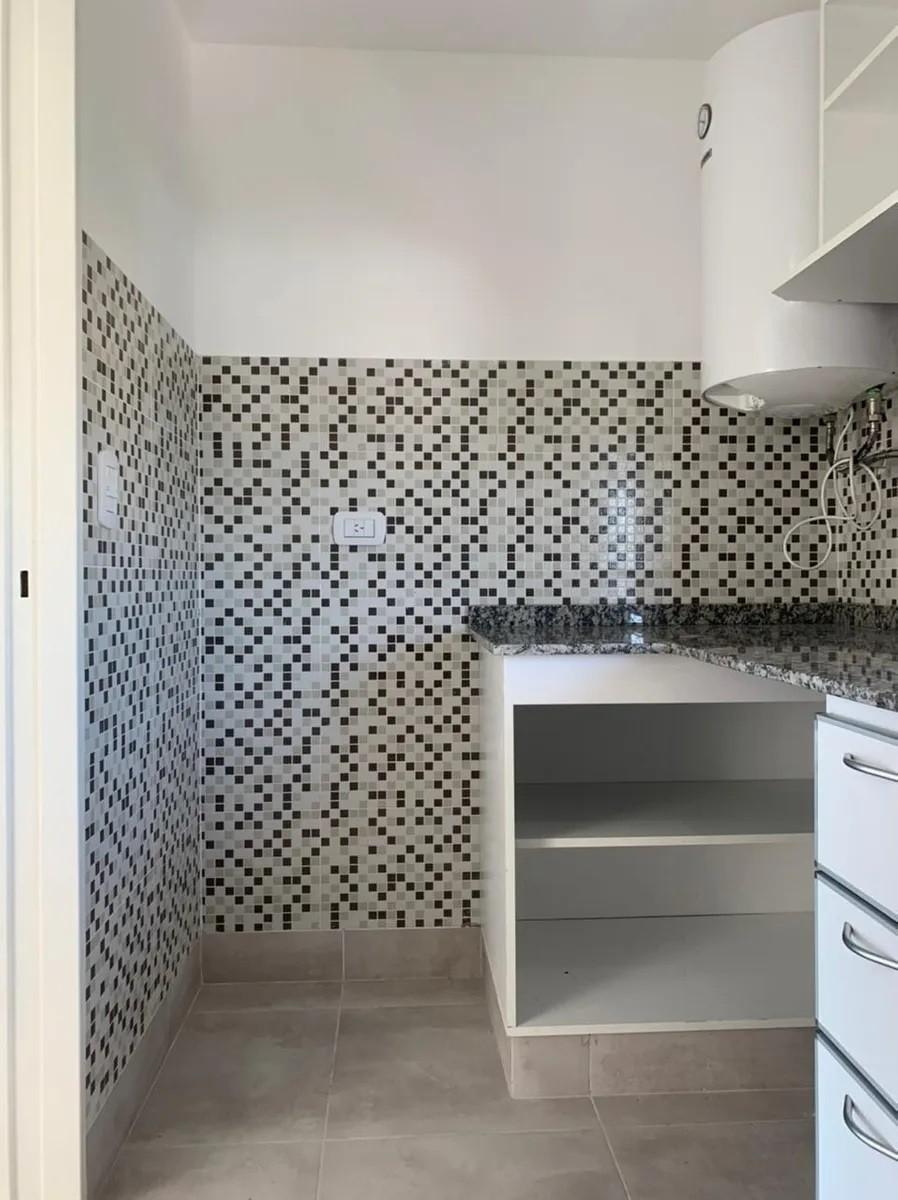 C. Pellegrini 800 · Morón — foto 10