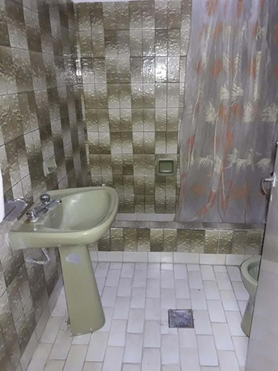 FREUD 262 TEMPERLEY CASA SOBRE LOTE DE 10 X 20 DE 3 AMB NO APTA CREDITO · Lomas De Zamora — foto 5