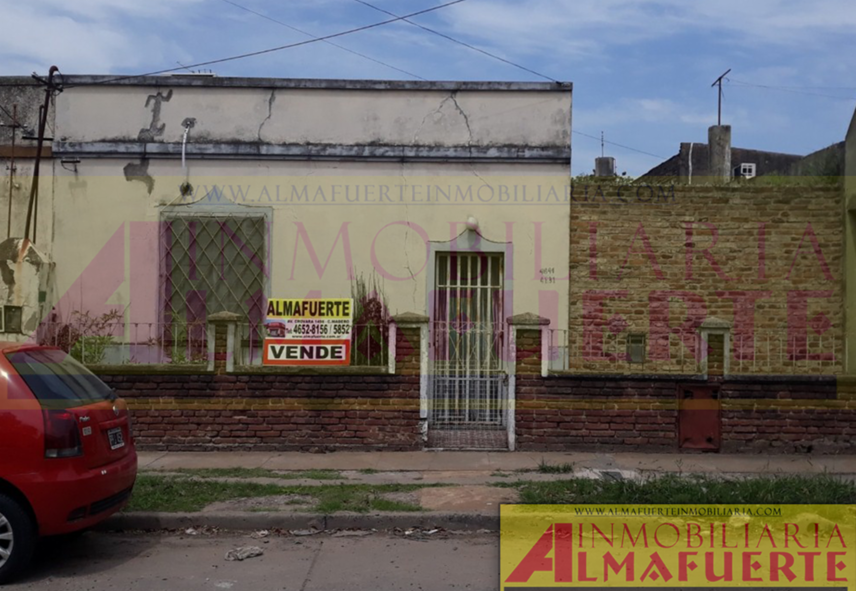 Vivienda de 4 ambientes con amplio fondo libre