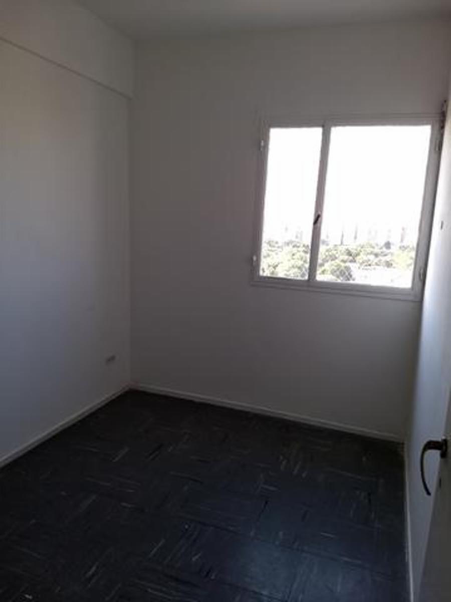 AVENIDA GENERAL PAZ  15255 · La Matanza — foto 6