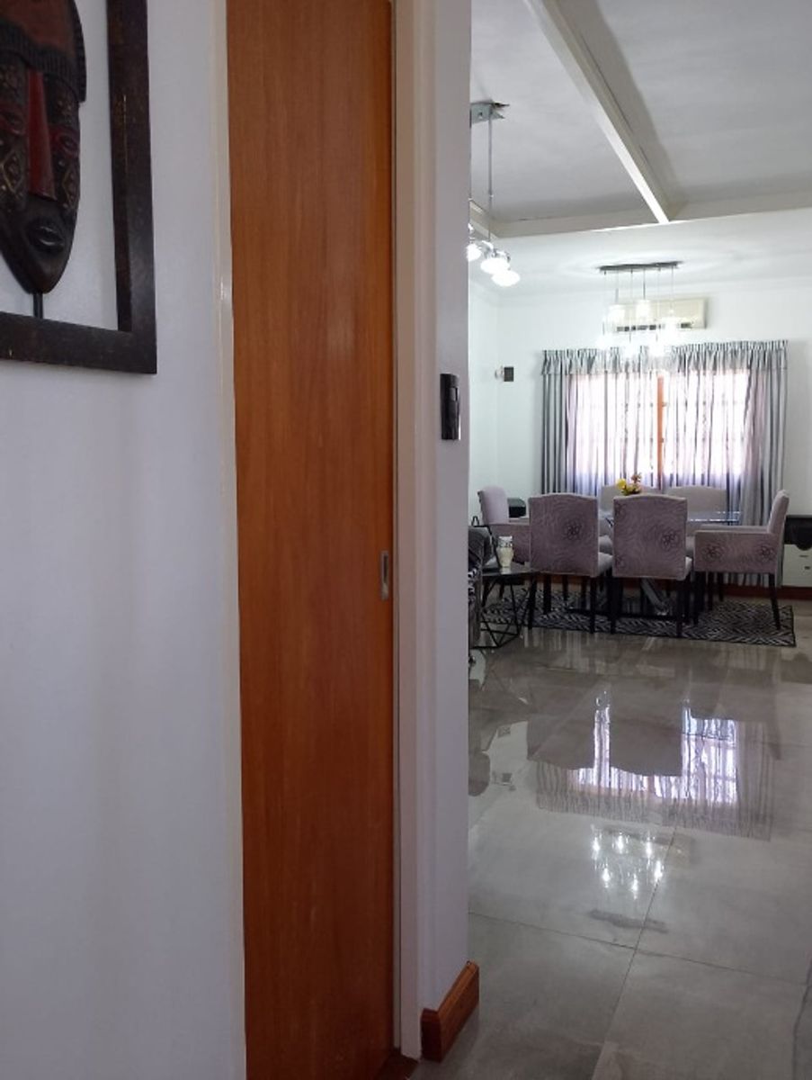 La Rioja 896 · Morón — foto 3
