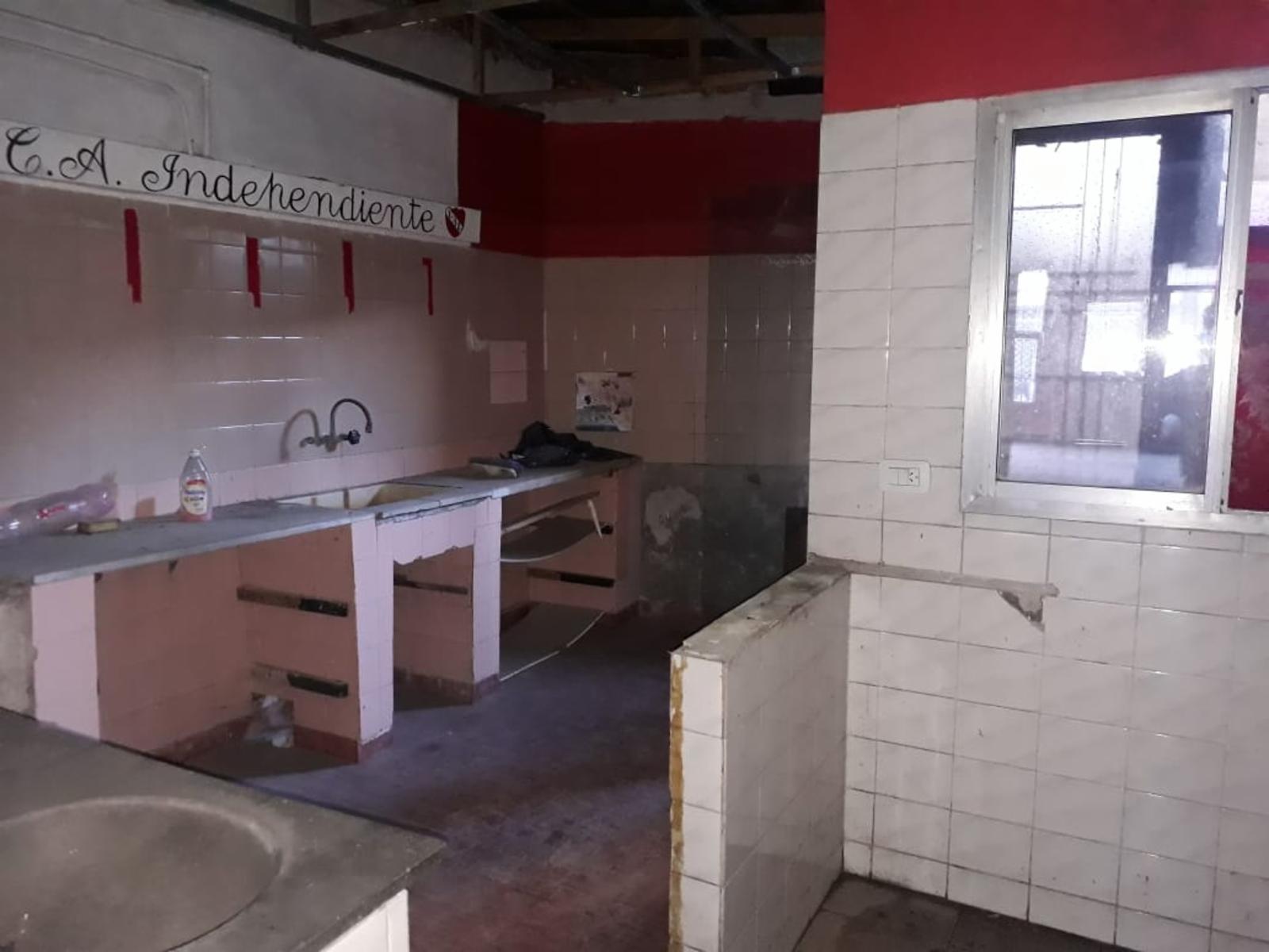 Rosales 1584 · Almirante Brown — foto 6