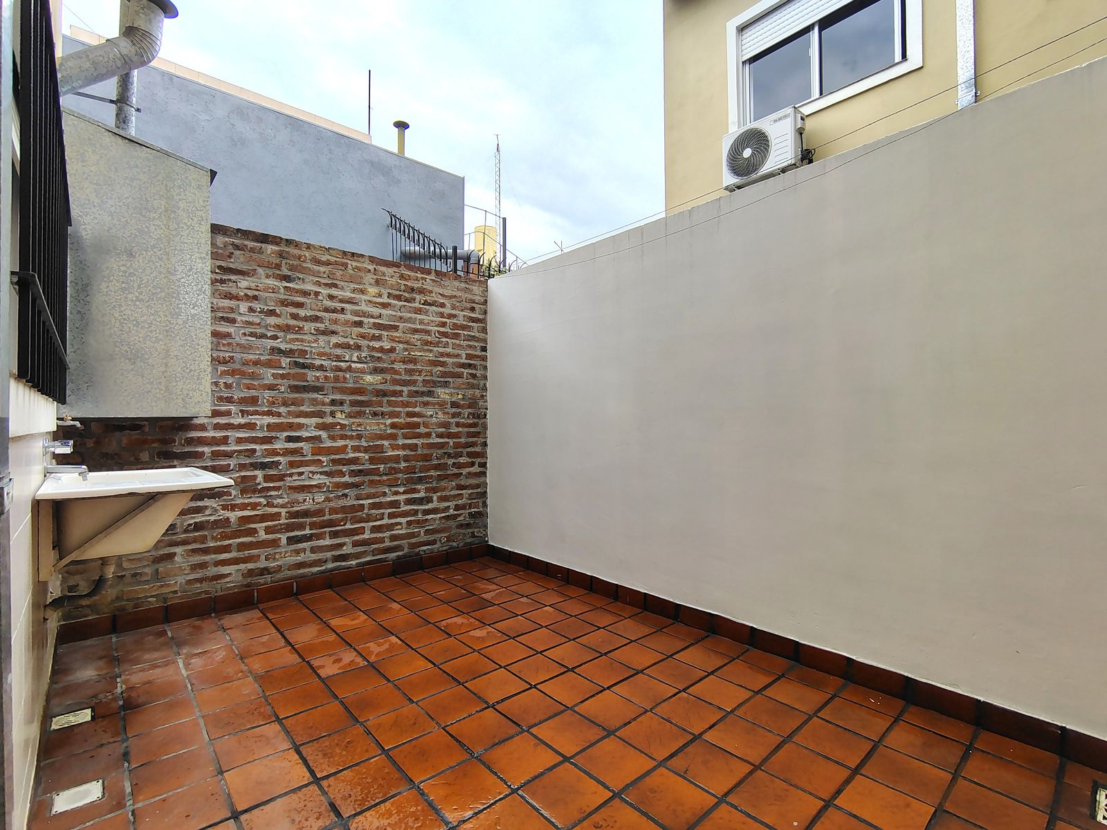 Avellaneda 61 · Morón — foto 5