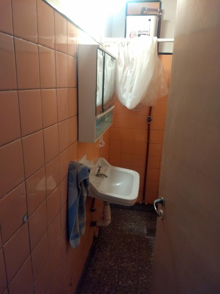 Esmeralda 1053 · Morón — foto 13