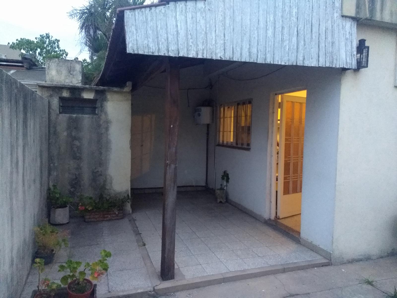 Esmeralda 1053 · Morón — foto 10