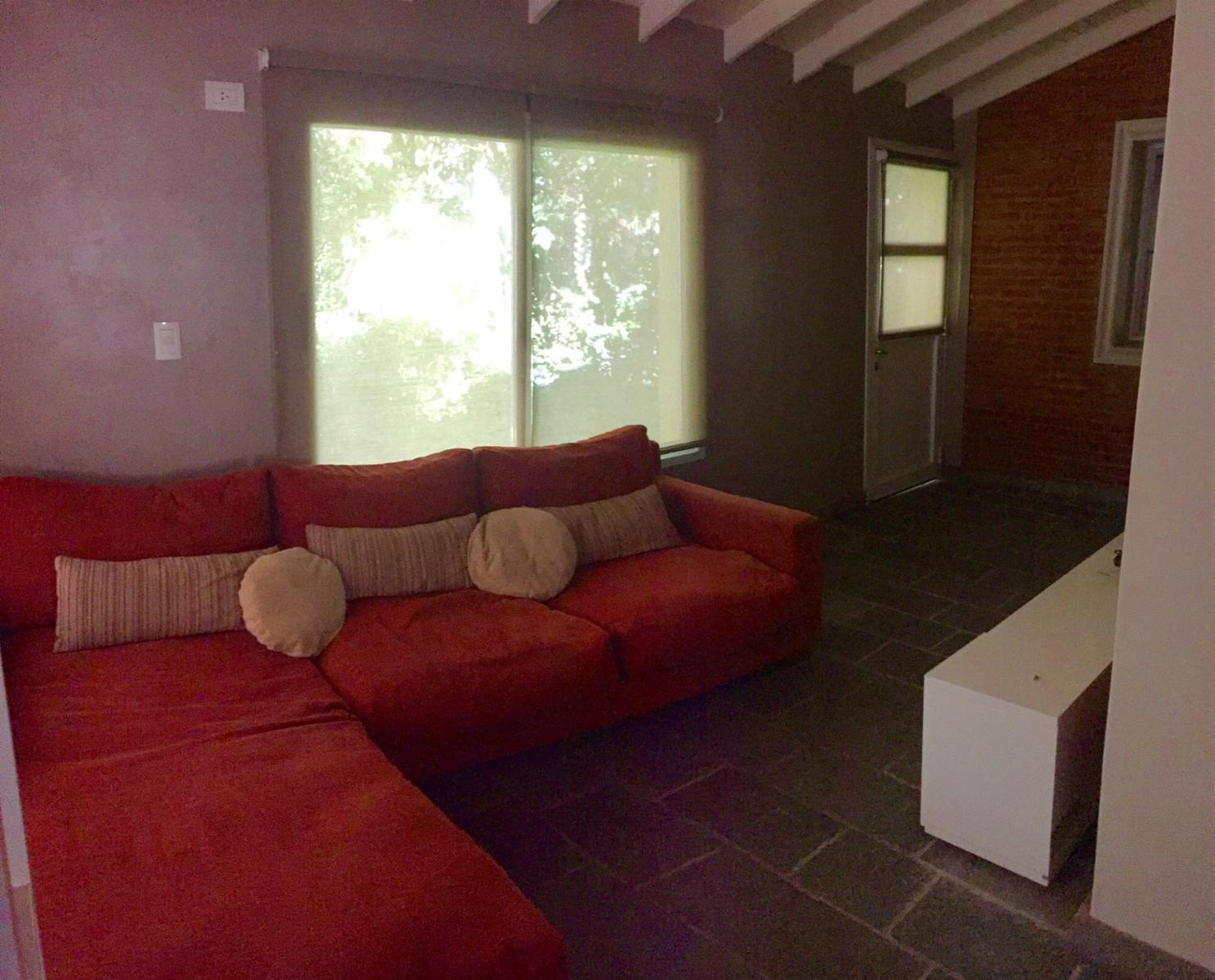 Hermoso Chalet de 4 dormitorios en St. Thomas Norte - Canning