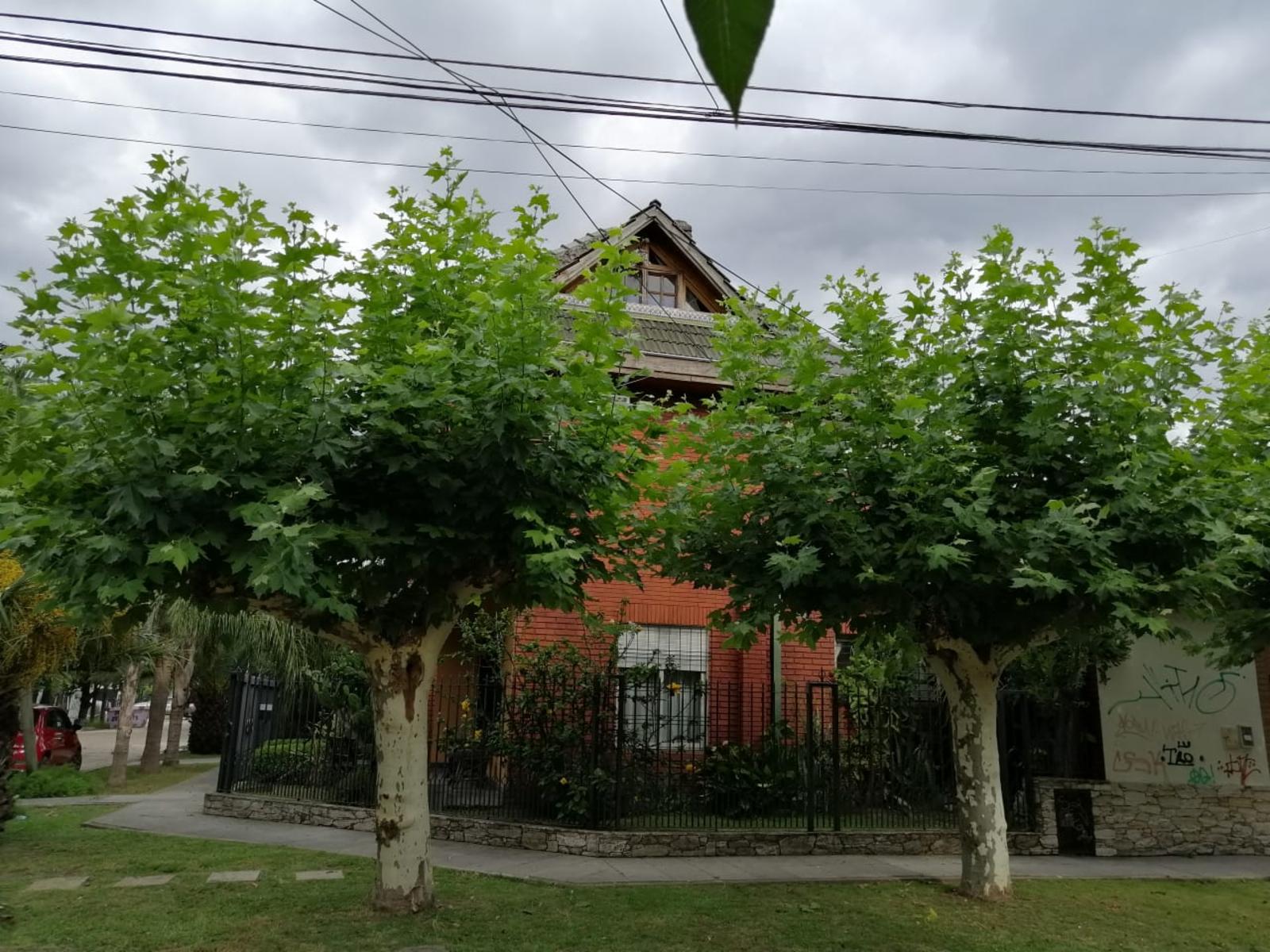 Increible propiedad en Castelar Sur