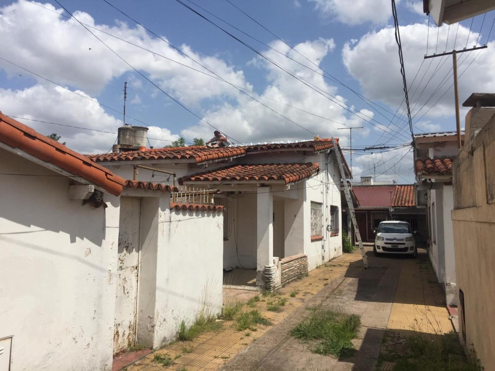 Montes de Oca 2972 · Morón — foto 7