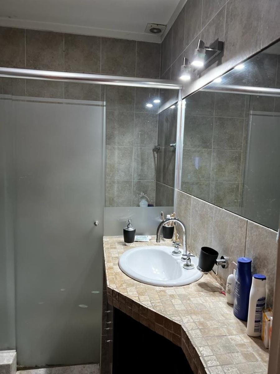 LA RIOJA 700 · Lanús — foto 21