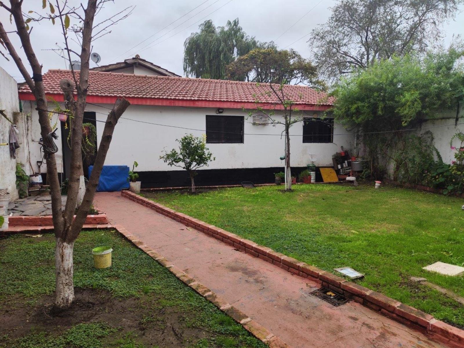 MELINTÓN LEGARRETA 740 · Esteban Echeverría — foto 5