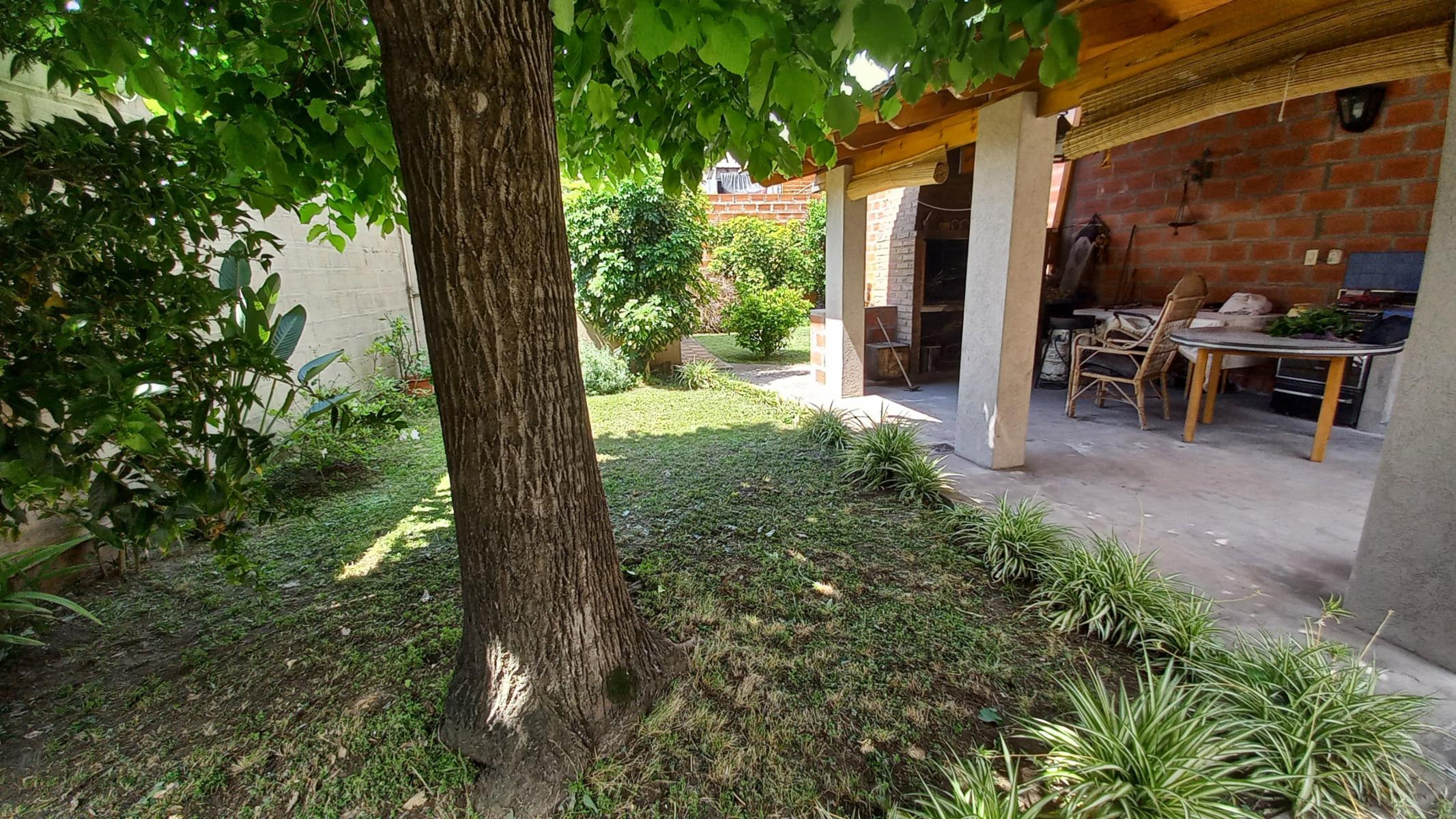 WARNES 1600 · Lanús — foto 21