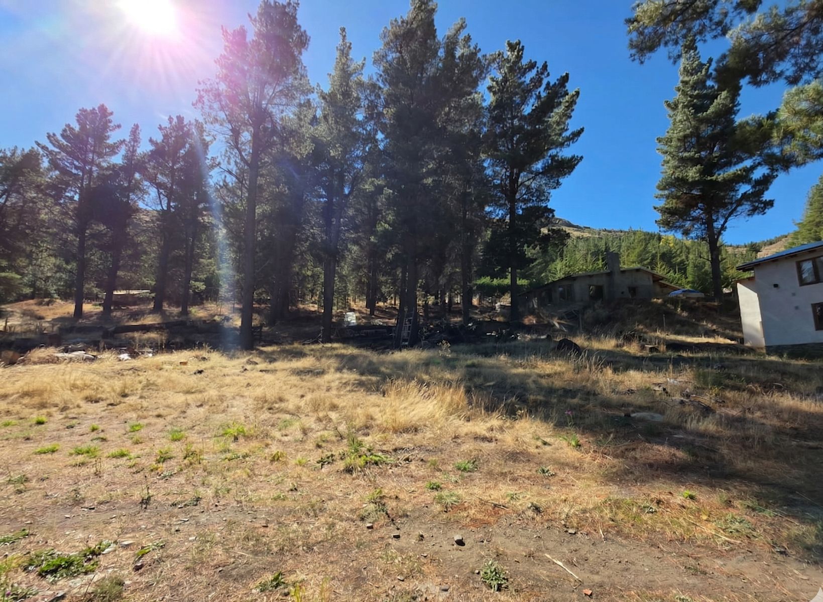 HERMOSO TERRENO CON SERVICIOS Y FINANCIACIÓN PROPIA