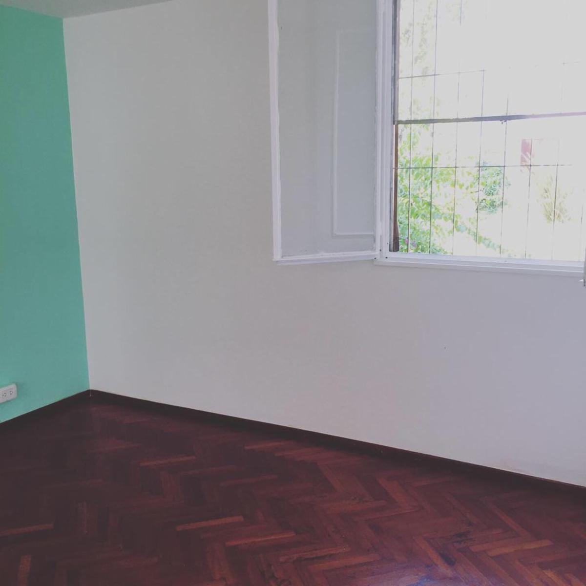 DIRECTORIO 1800 · Morón — foto 4