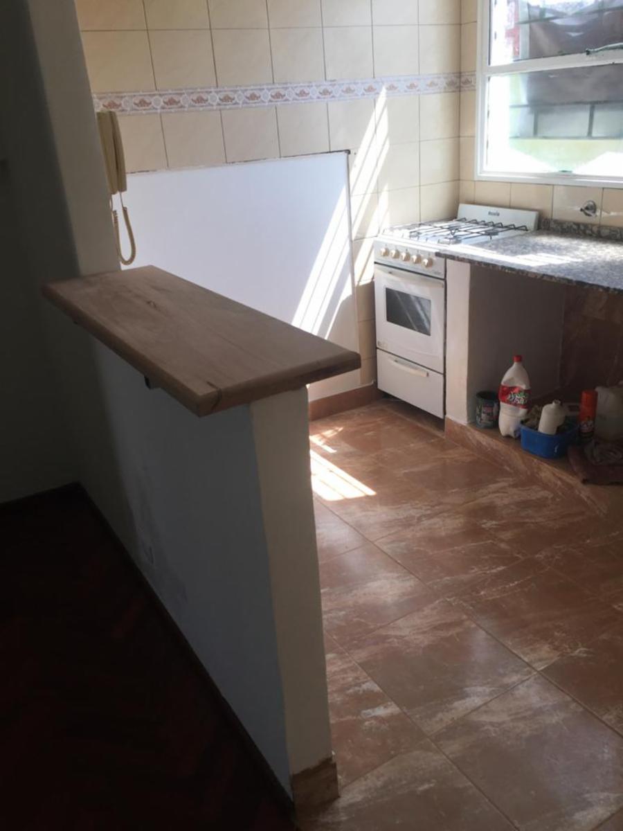 DIRECTORIO 1800 · Morón — foto 8