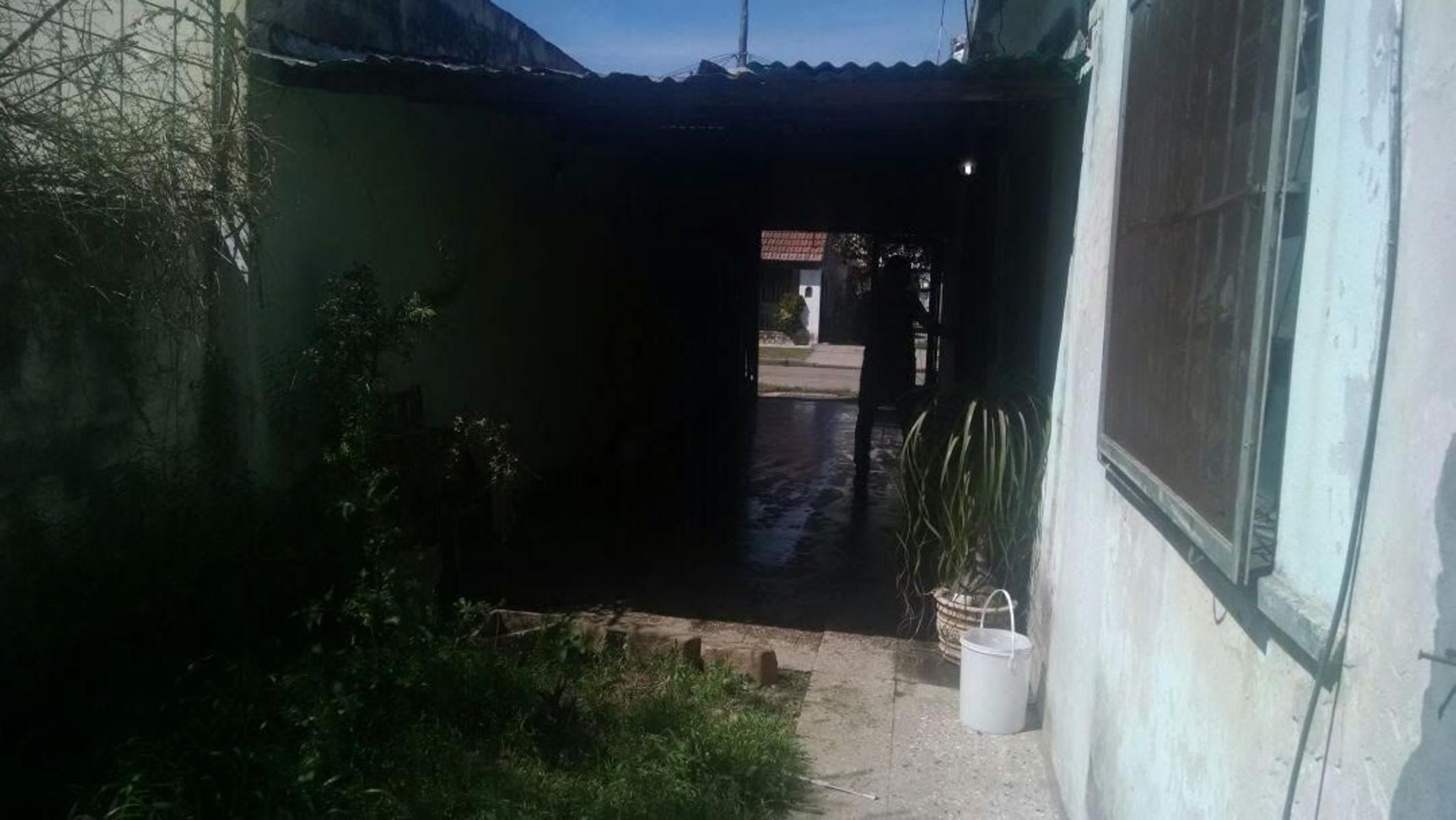 POLONIA 1900 · Almirante Brown — foto 5