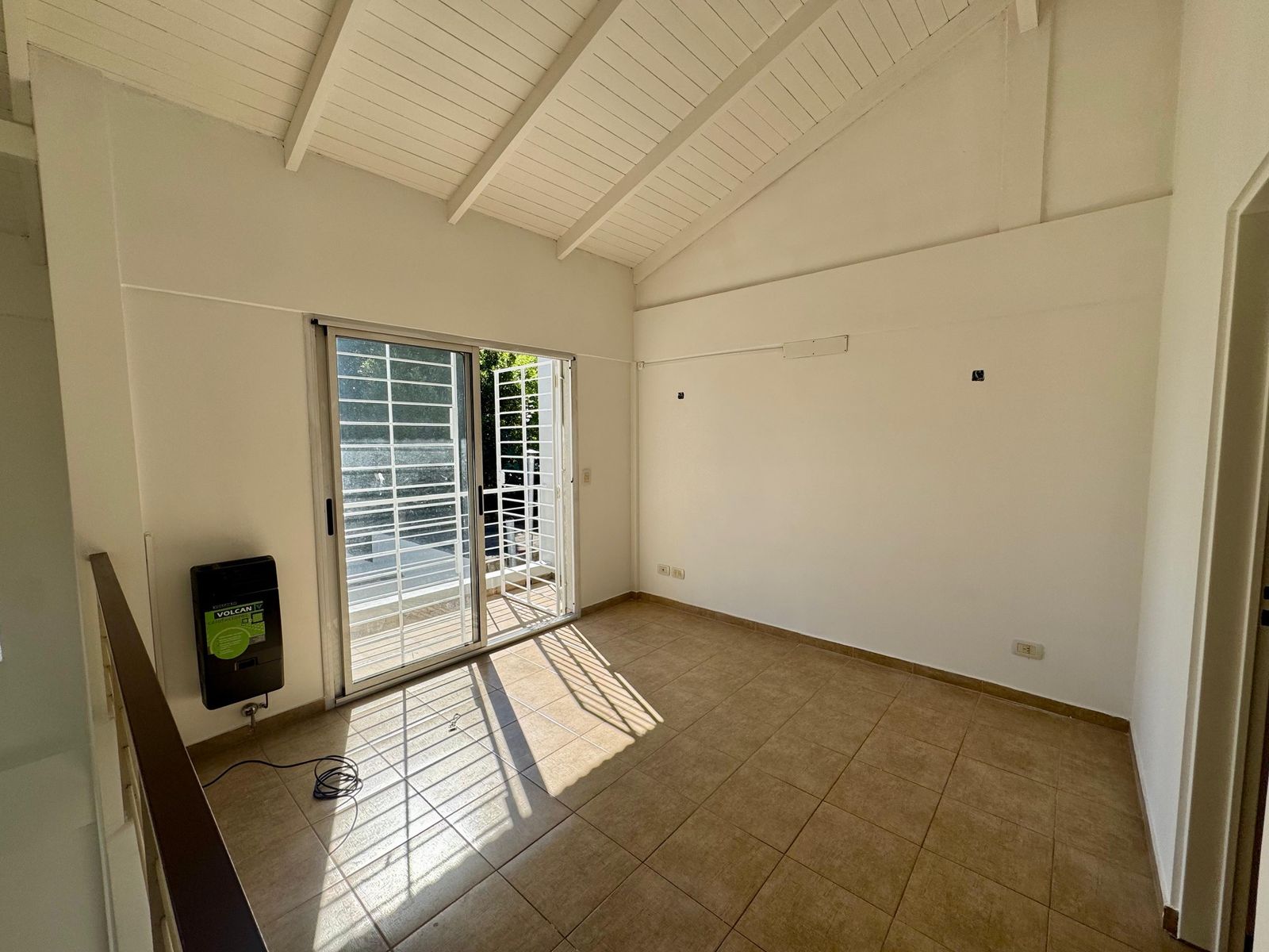 Saenz Peña 1456 · Lomas De Zamora — foto 12