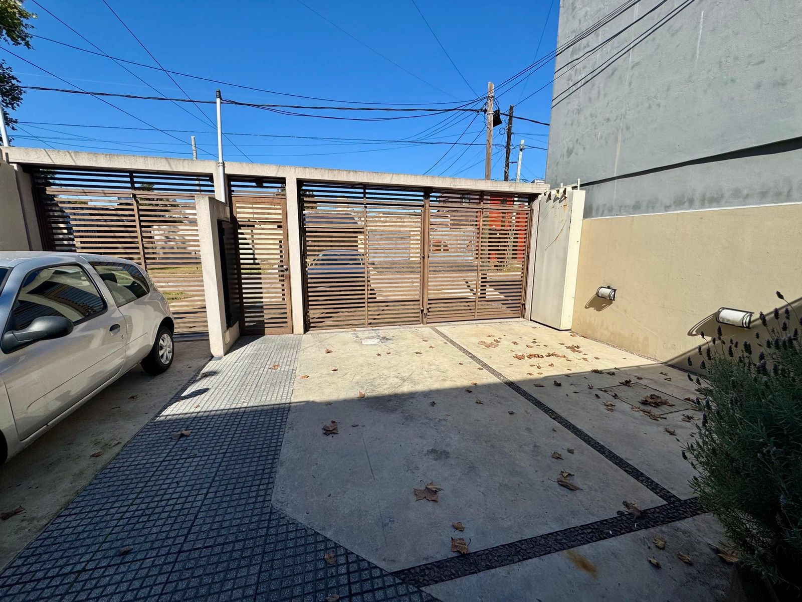 Saenz Peña 1456 · Lomas De Zamora — foto 4