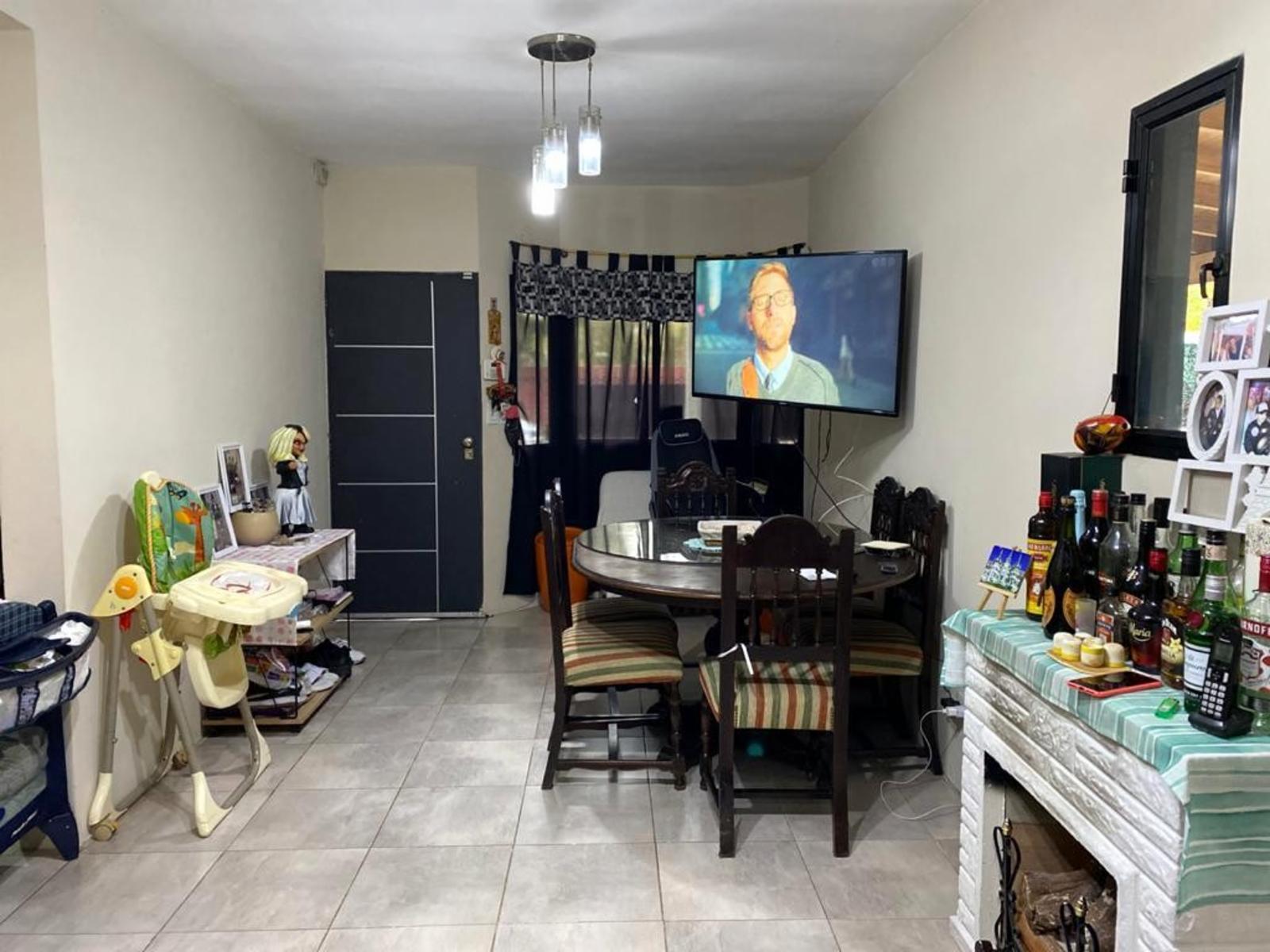 Ramón y Cajal 1438 e/ Hipócrates y La nación · Moreno — foto 8