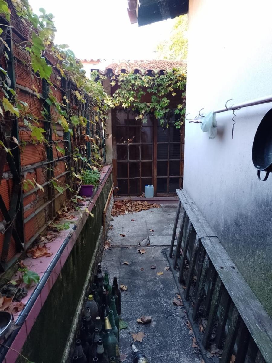 Amenedo 898 · Almirante Brown — foto 3