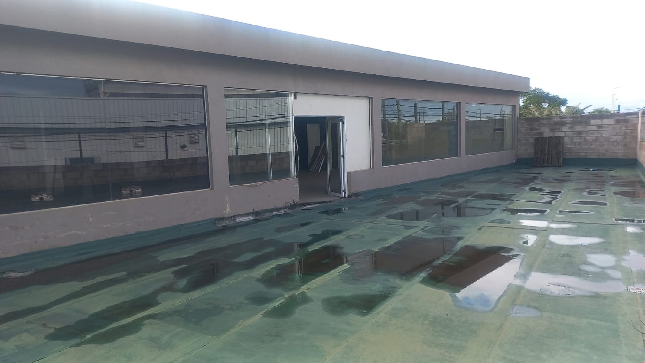 SE ALQUILA DEPOSITO/LOCAL EN EZEIZA