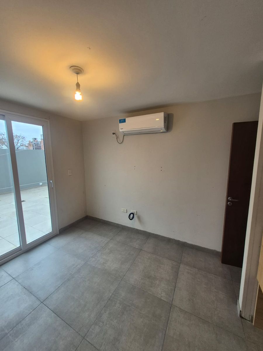 DEPARTAMENTO EN BUCARE 4