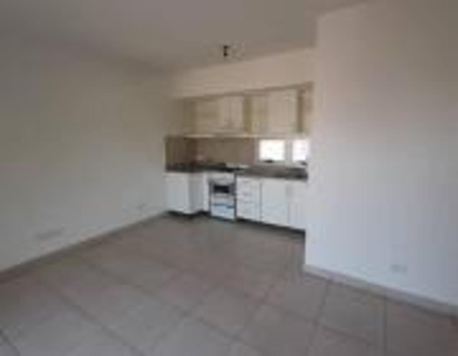 Mitre 1515 2 · Morón — foto 3