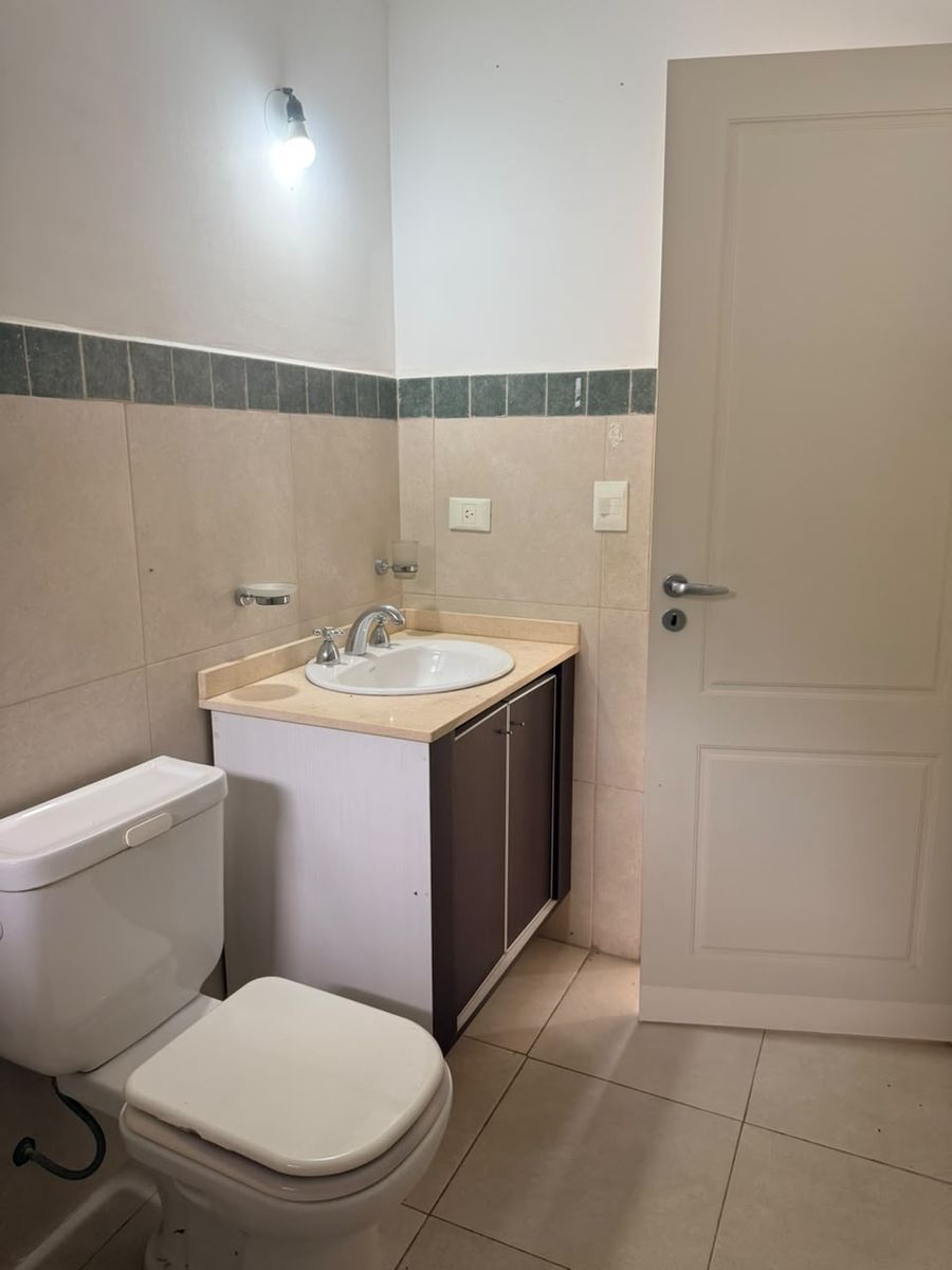 NILDA FIGUEIRAS 1262 · Hurlingham — foto 12