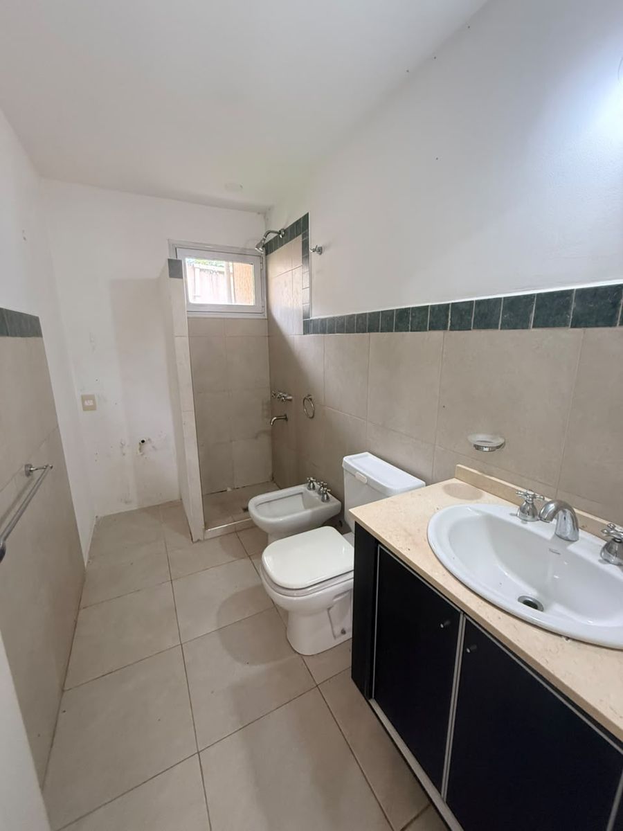 NILDA FIGUEIRAS 1262 · Hurlingham — foto 15