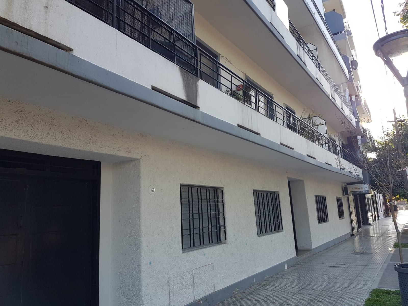 REMEDIOS DE ESCALADA DE SAN MARTIN 100 · Morón — foto 3