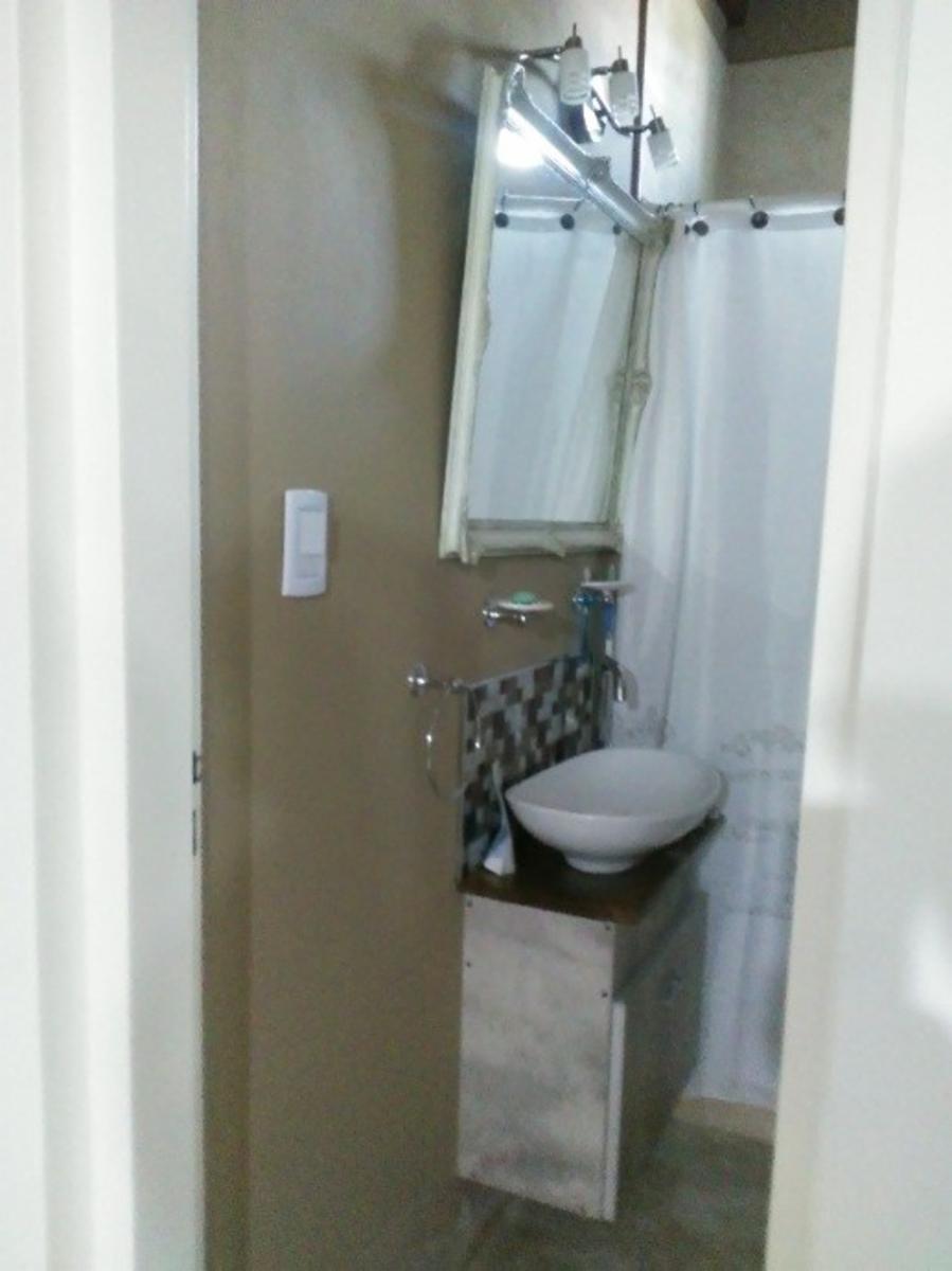 Jujuy 692 E/ Nemesio Alvarez y Rio de Janeiro · Moreno — foto 5