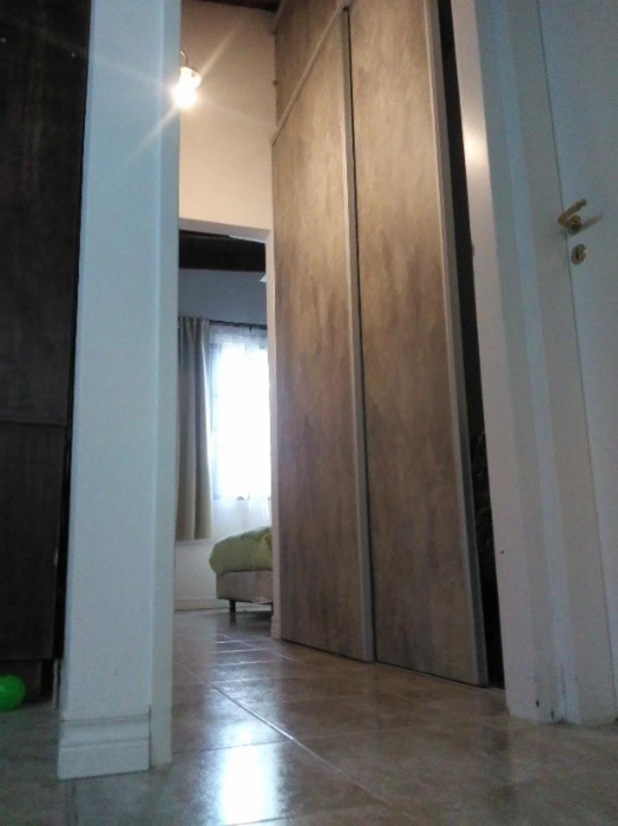 Jujuy 692 E/ Nemesio Alvarez y Rio de Janeiro · Moreno — foto 6