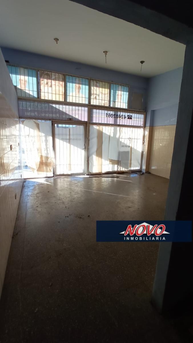 AV HIPOLITO YRIGOYEN 5636 · Lanús — foto 3