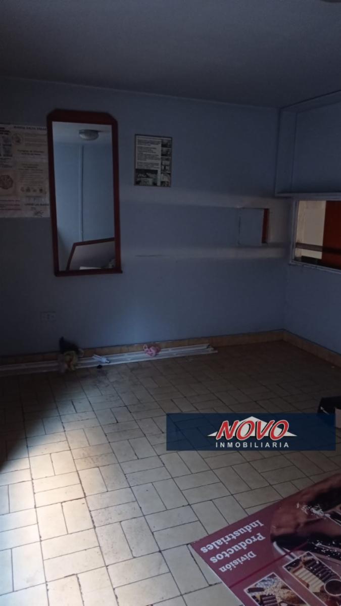 AV HIPOLITO YRIGOYEN 5636 · Lanús — foto 7