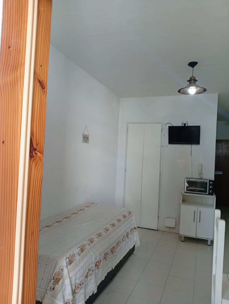 Avenida 12 · General Alvarado — foto 4