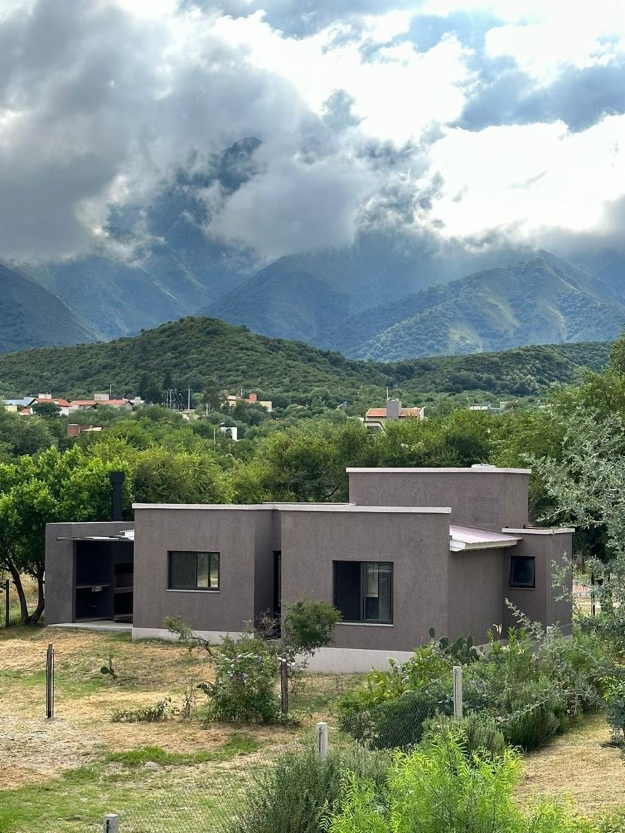 EXCELENTE OPORTUNIDAD,  VENTA CASA EN LAS ACACIAS, MERLO SAN LUIS
