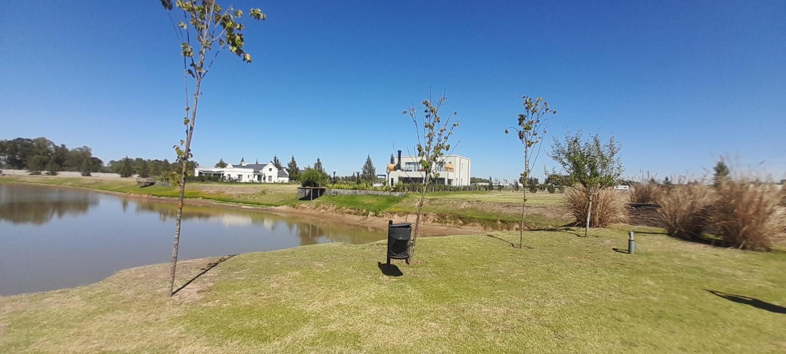 EL DESLINDE 1600 · Ezeiza — foto 3