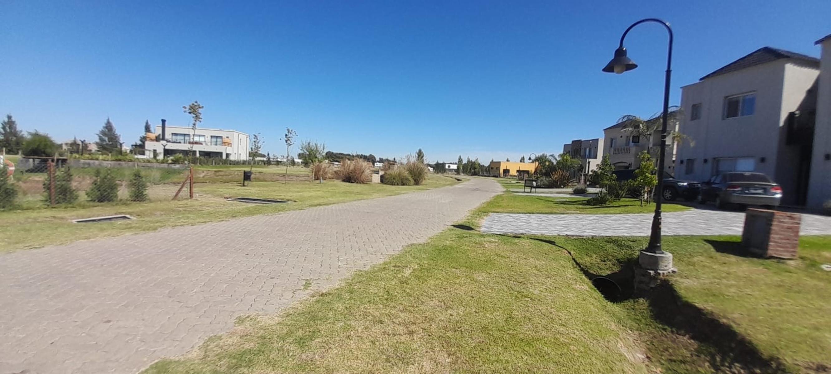 EL DESLINDE 1600 · Ezeiza — foto 6