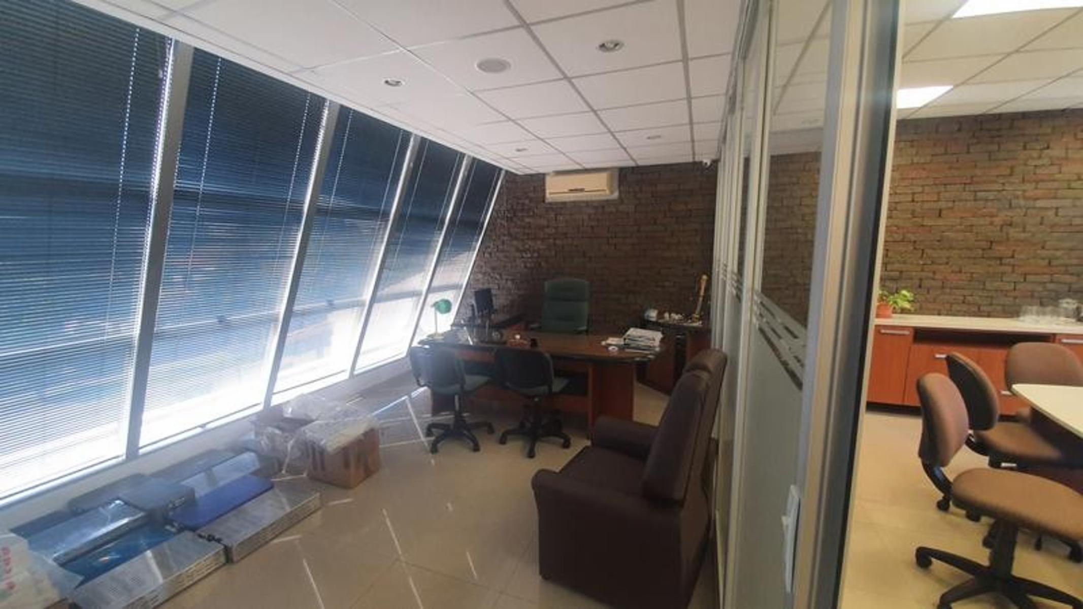 Avenida Espora 424 · Almirante Brown — foto 11