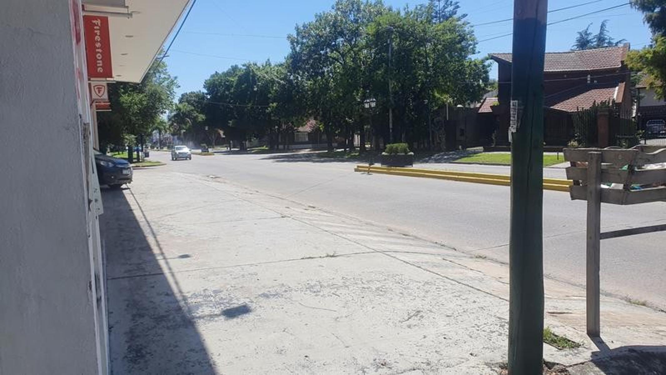 Avenida Espora 424 · Almirante Brown — foto 13