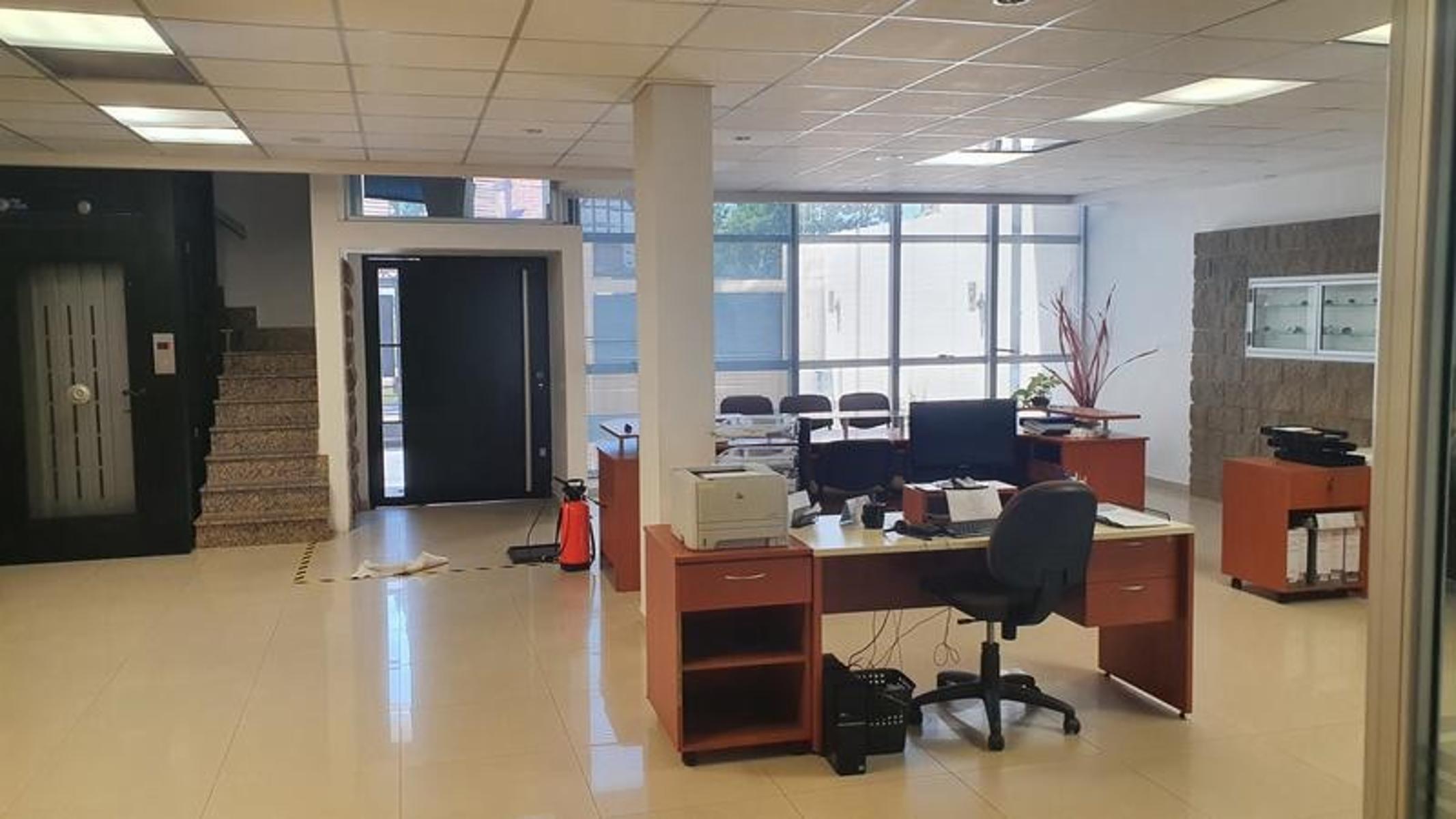 Avenida Espora 424 · Almirante Brown — foto 5