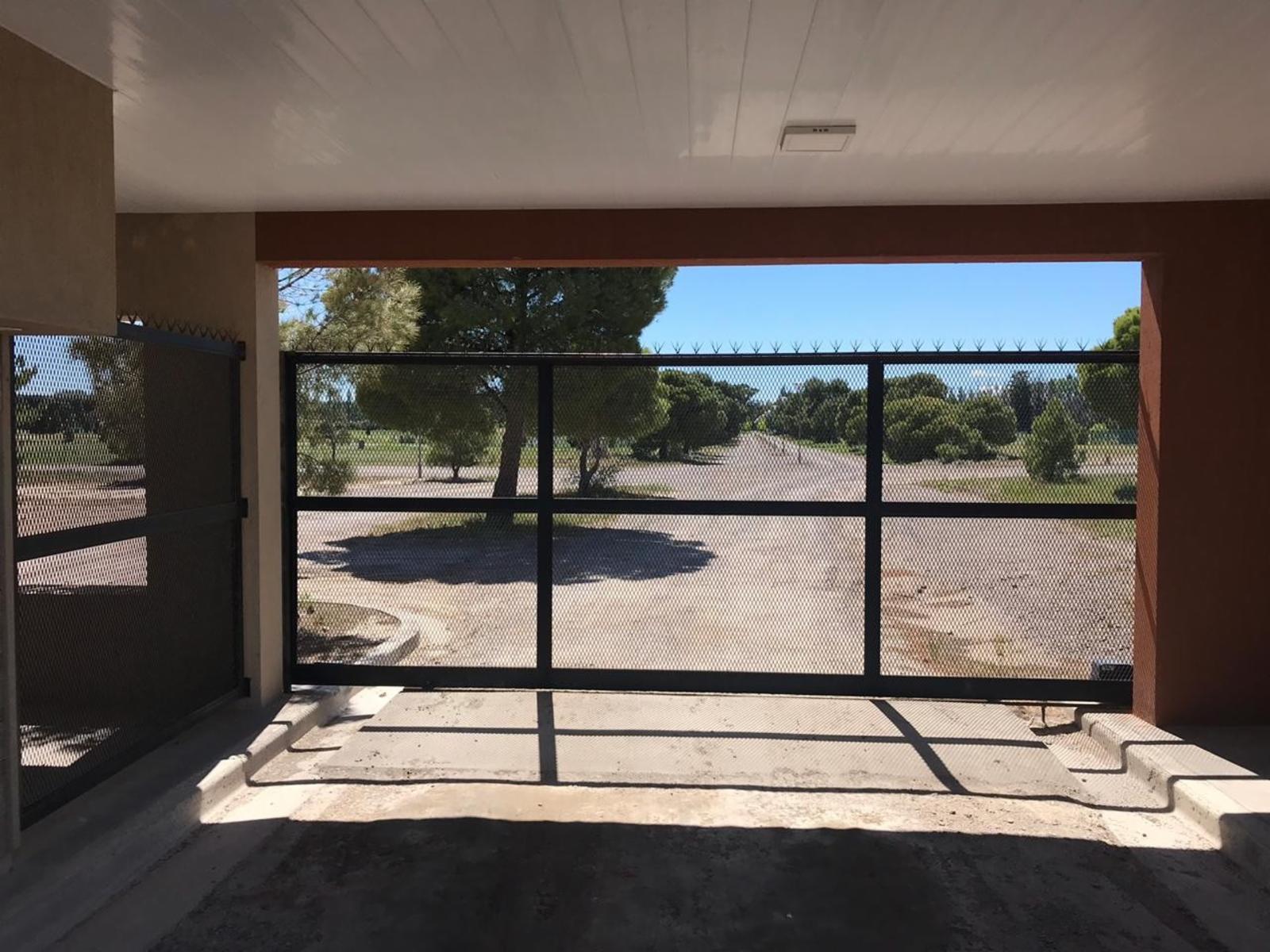 CLUB DE CAMPO DONDE EL SOL NACE VIEDMA · Adolfo Alsina — foto 5