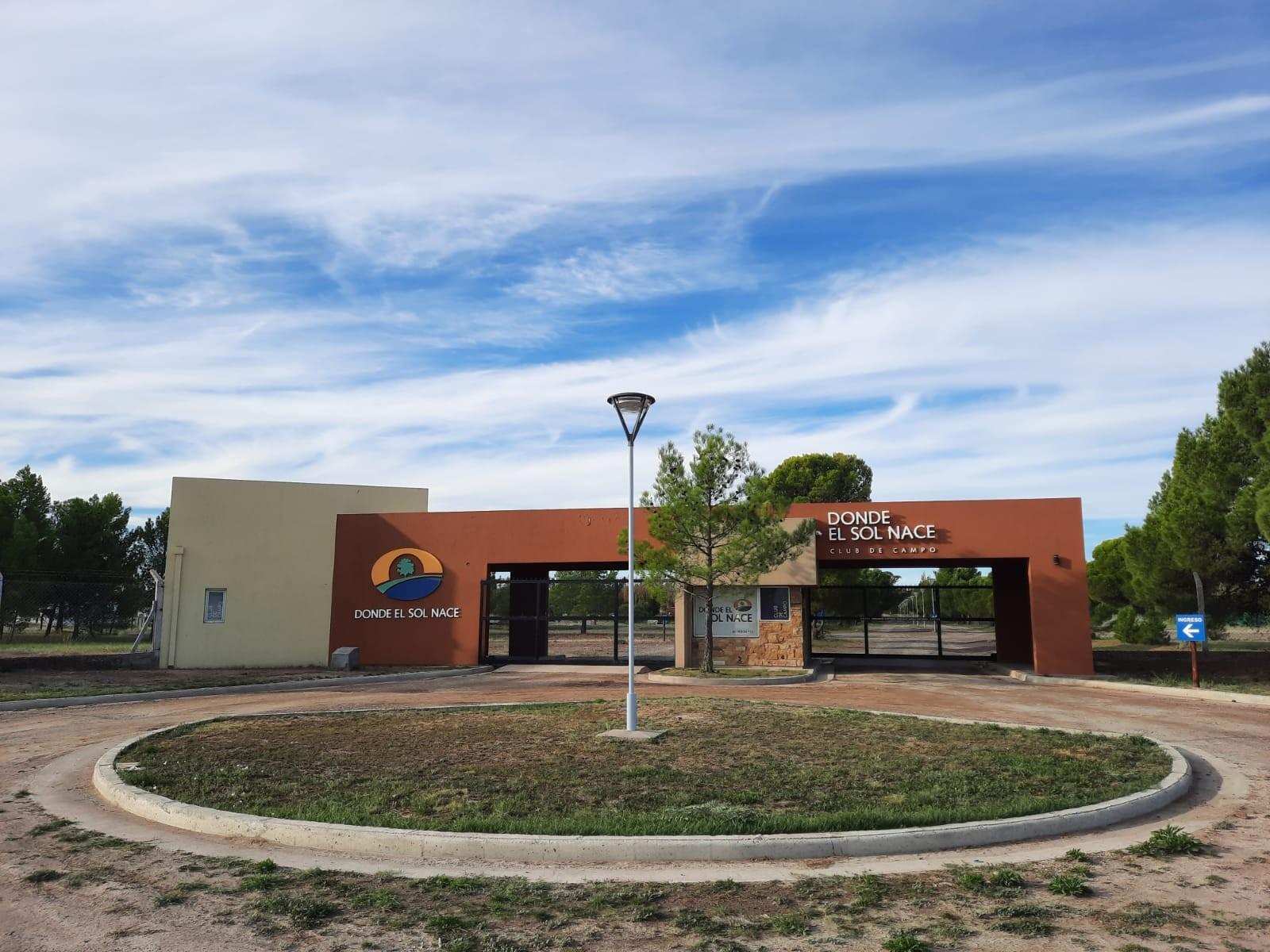 CLUB DE CAMPO DONDE EL SOL NACE VIEDMA · Adolfo Alsina — foto 6