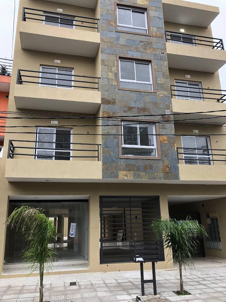 Depto 3 Amb. C/patio - Simbron 2814 (villa Luzuriaga)