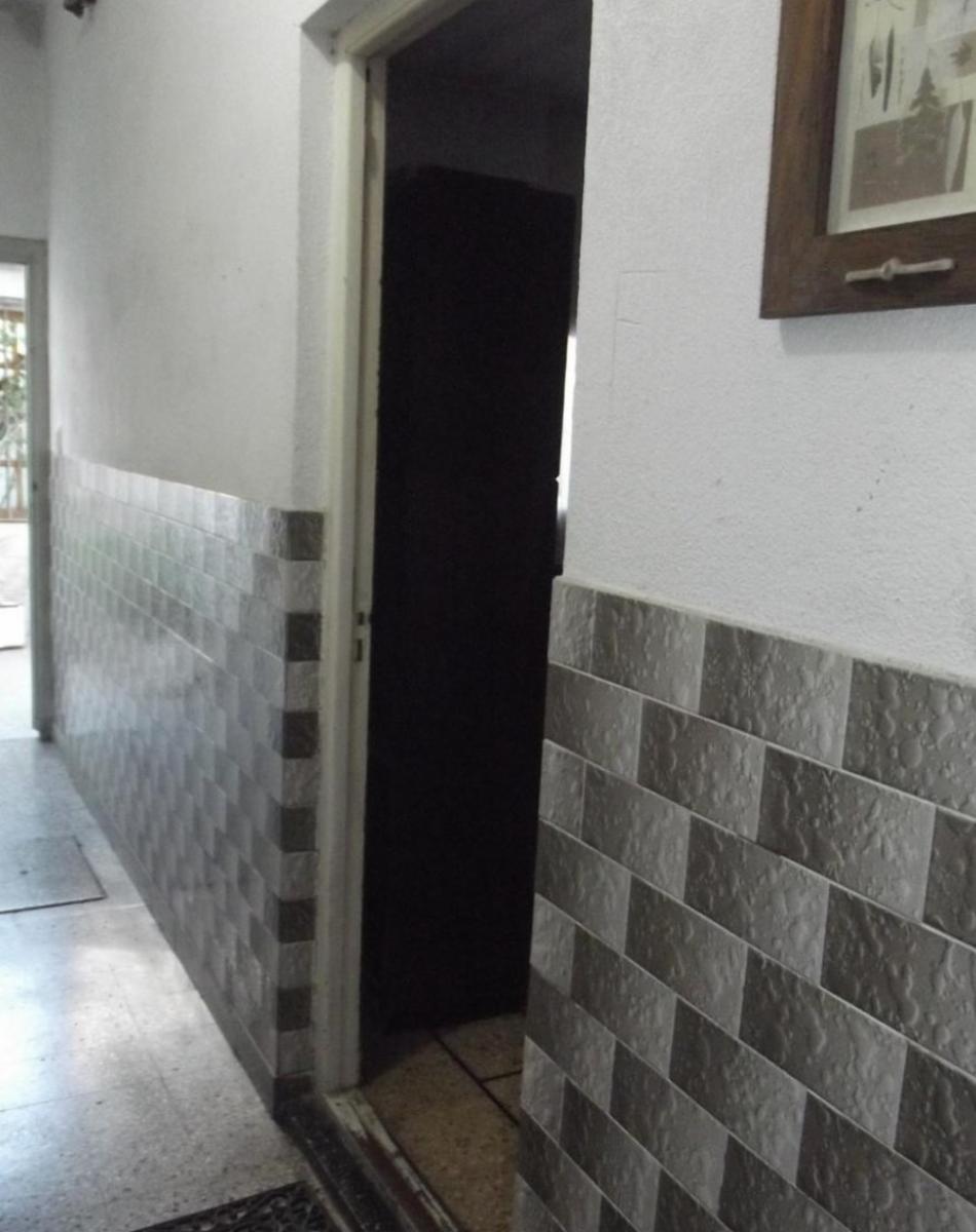 Pasaje Columbia · Monte Castro — foto 3