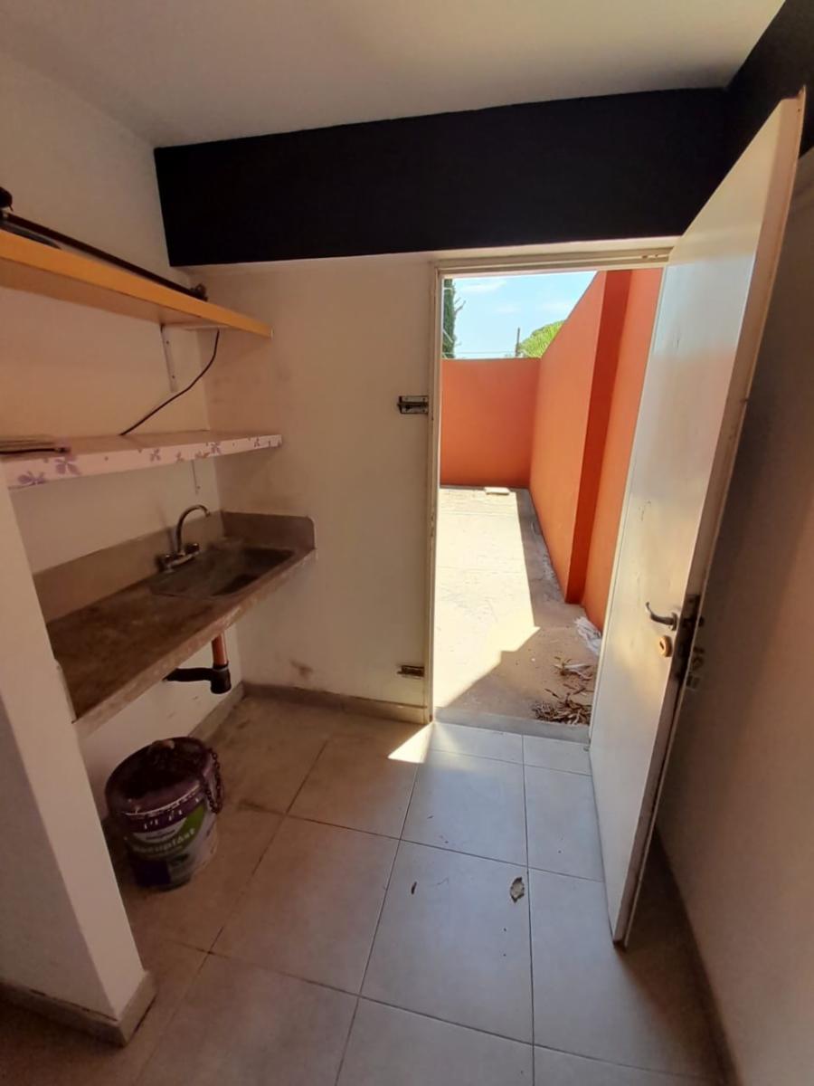 Excelente local comercial en alquiler